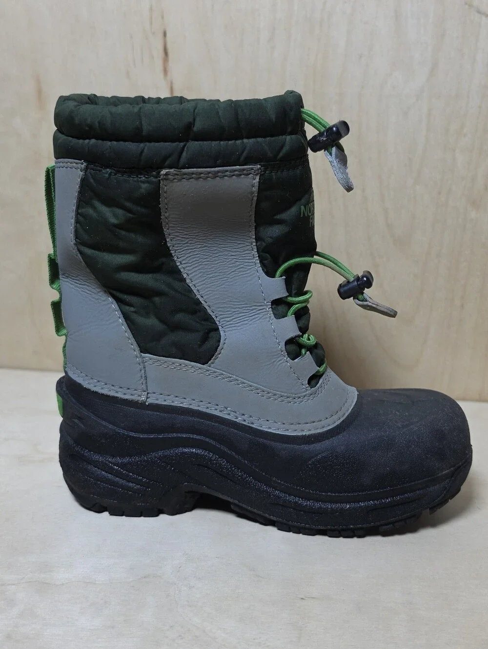 The North Face Kids' Alpenglow Winter Boots